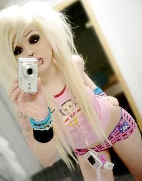 blonde-emo-girl-hair-11.jpg